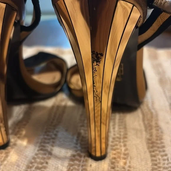 Gucci Black and Gold Mirrored Heels - Picture 4 of 9